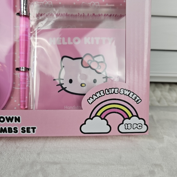 HELLO KITTY Make Your Own Hot Chocolate Bombs Set - Picture 9 of 12